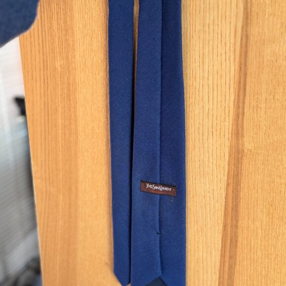 2 VTG Yves Saint Laurent NY Paris Solid Red Blue Slub Fabric Necktie Made in USA - Picture 12 of 13